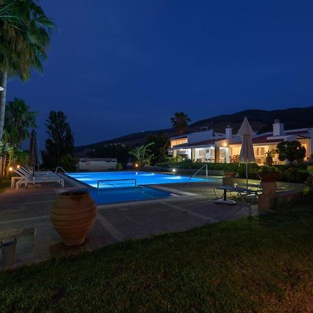 Villa Valasia คอสทาวน์ ภายนอก รูปภาพ