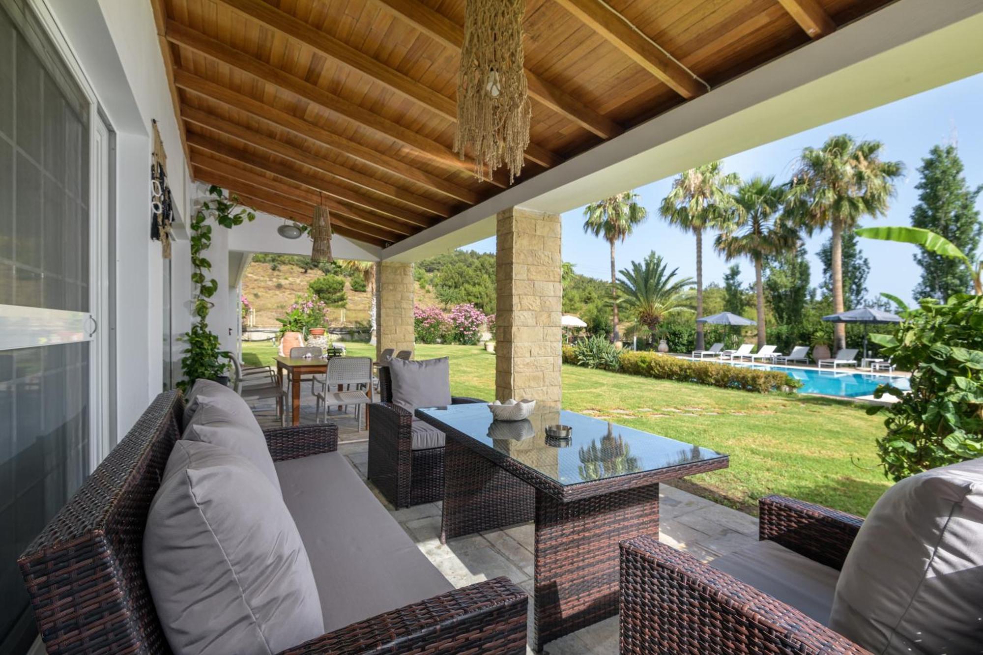 Villa Valasia คอสทาวน์ ภายนอก รูปภาพ