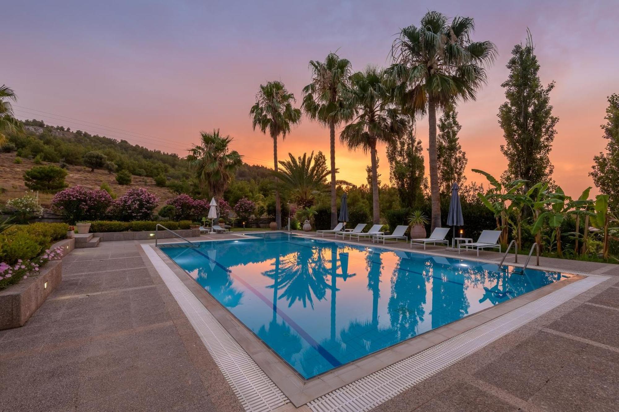 Villa Valasia คอสทาวน์ ภายนอก รูปภาพ
