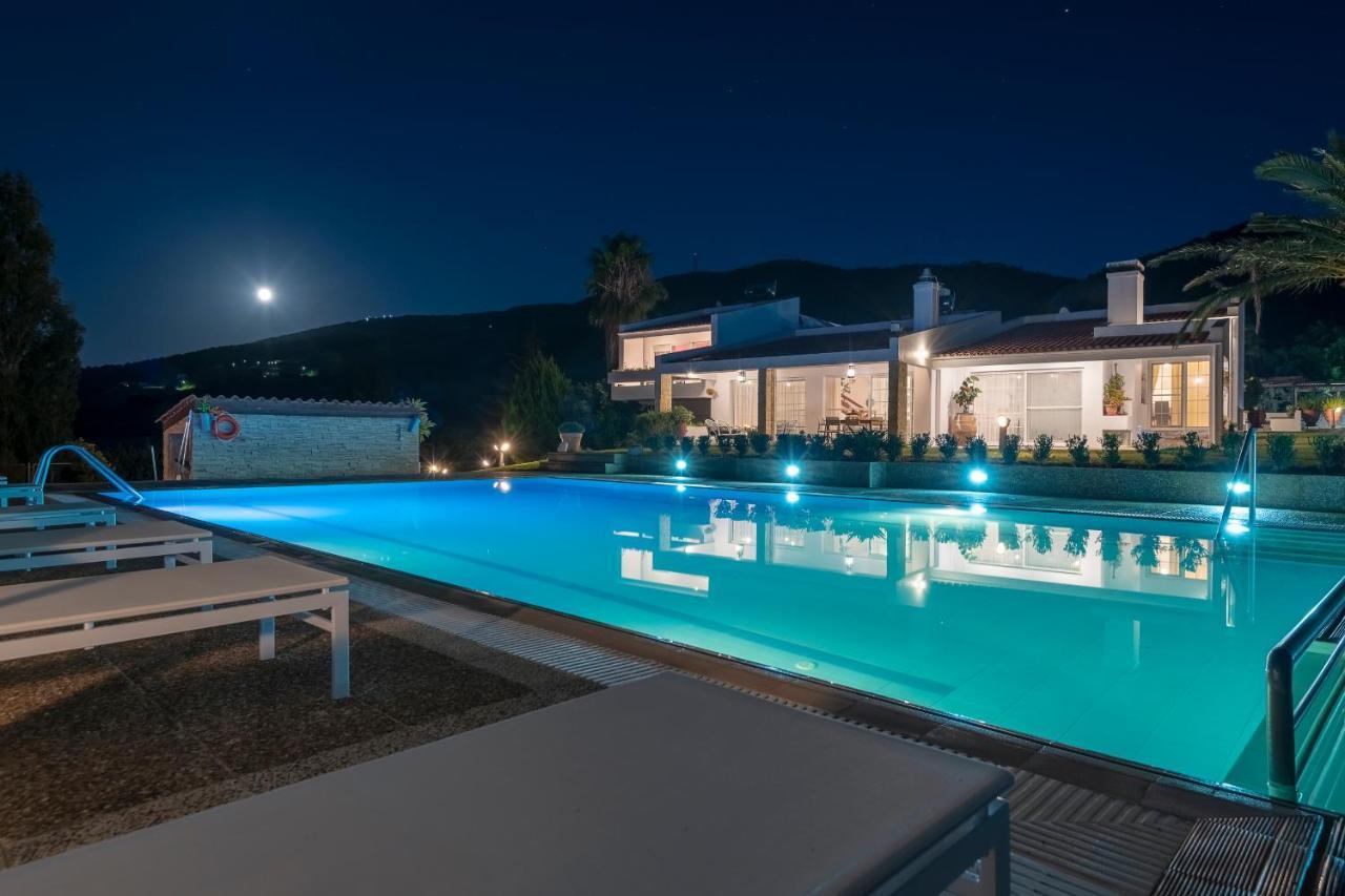 Villa Valasia คอสทาวน์ ภายนอก รูปภาพ
